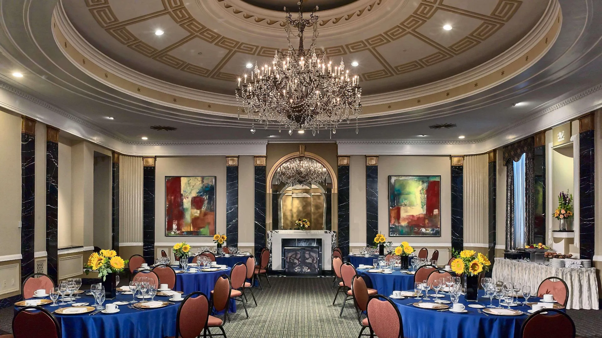 ****  Отель The Royal Sonesta Chase Park Plaza St Louis Сент-Луис США