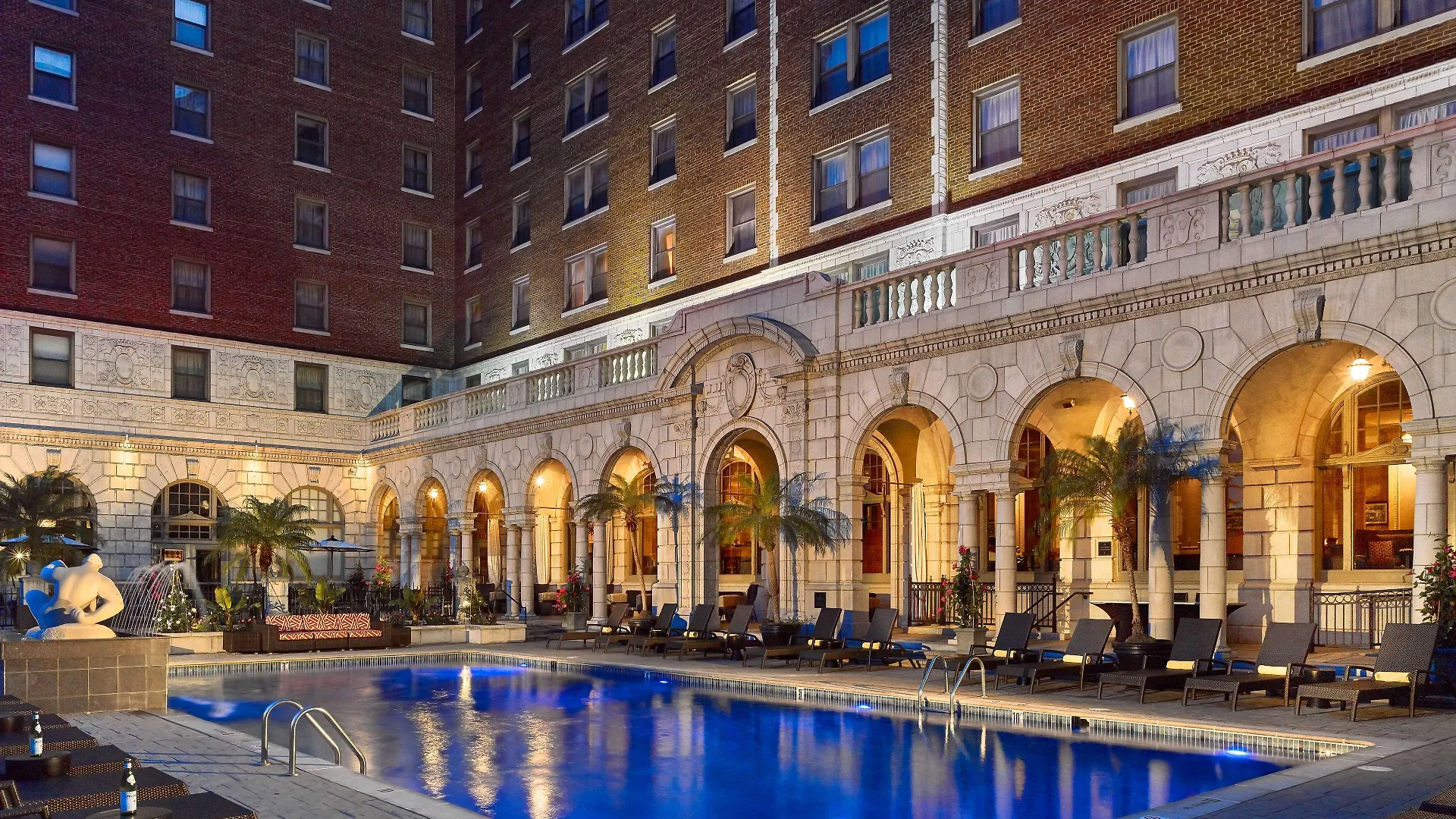Отель The Royal Sonesta Chase Park Plaza St Louis Сент-Луис